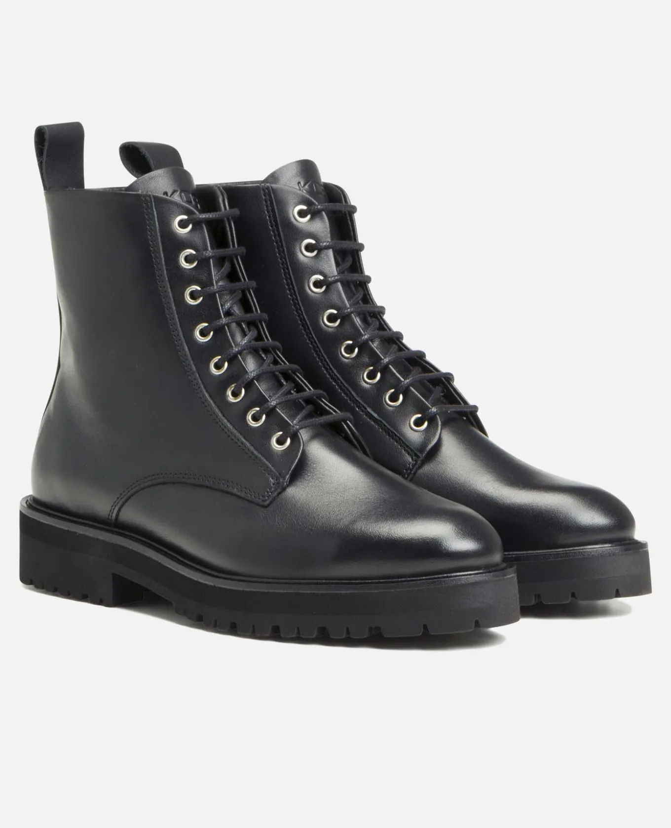BLUFF Boots à lacets cuir noir