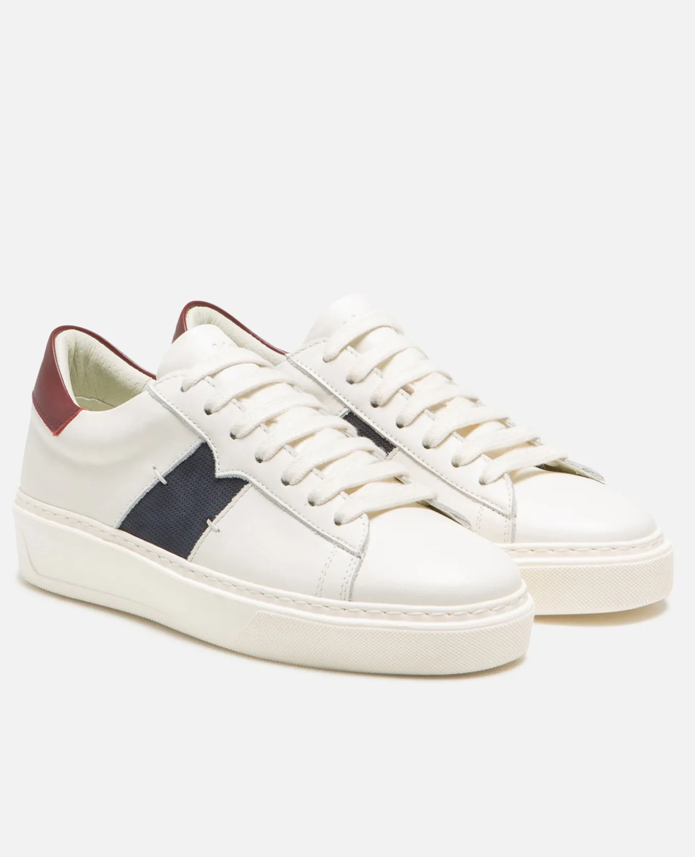 SWANKY F Sneakers cuir Ecru Marine